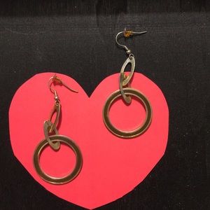 Simple hoop earrings